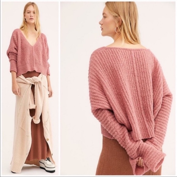 NWT-Free People Boho Yummy Moonbeam Alpaca V-Neck Sweater- Prairie Pink
Size S - Picture 9 of 13